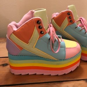 Dolls Kill (Pre)Skoolin’ U Platform Qozmo Sneakers